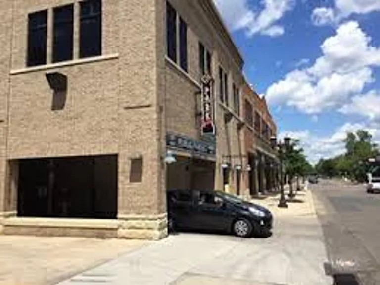 Victoria Apartments — Photo 17