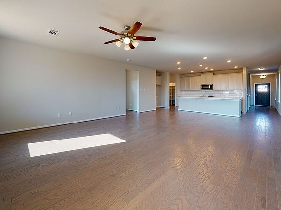 Azalea - Presley Interior Image 3