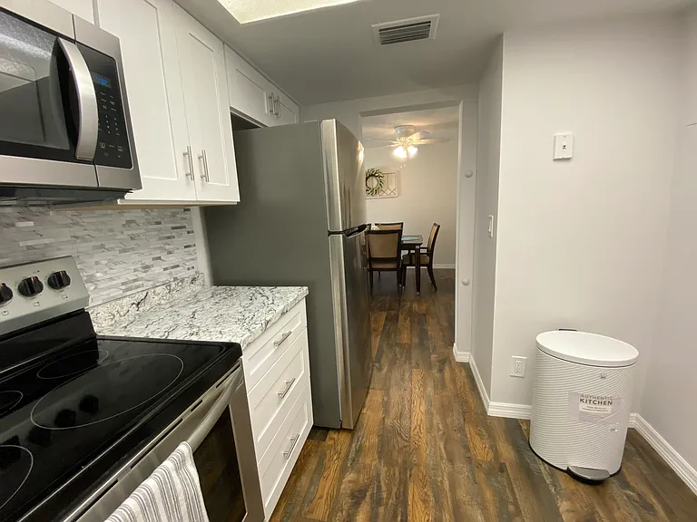 223 Columbia Dr #213 — Photo 8