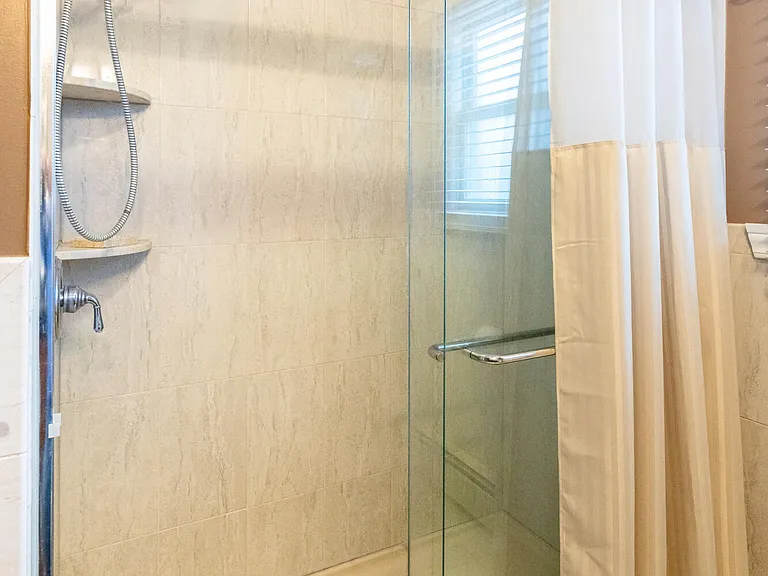 251 Westbrook Dr — Photo 23
