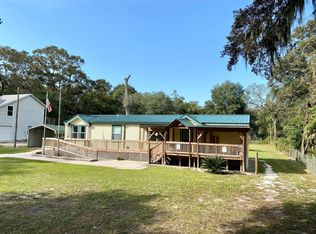 7911 NW 165th St, Trenton, FL 32693