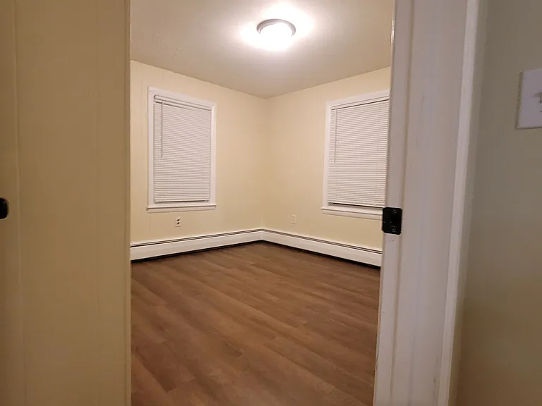 344 Hanover Realty — Photo 6