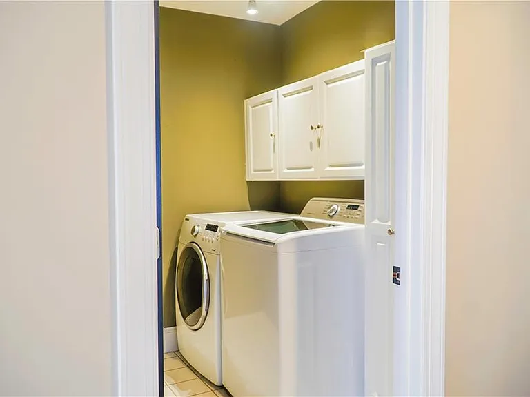 1127 Ashton Bluff Dr — Photo 17