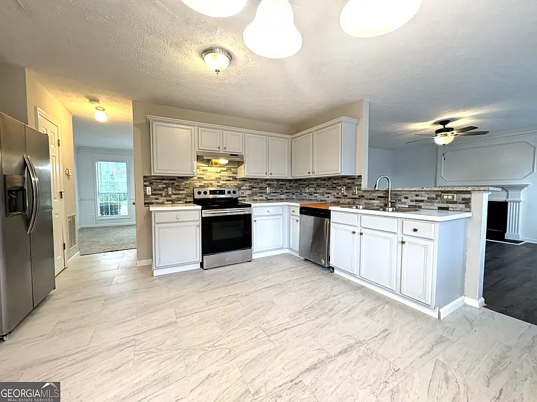 2121 Silva Ct — Photo 12