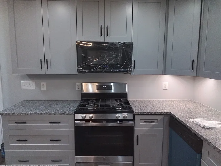 4055 Chedworth Way — Photo 3