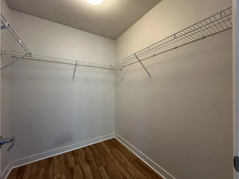 2020 SW Main St #602 — Photo 18