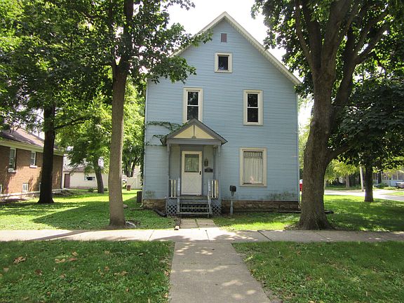 2nd image of 910 Oneida St
