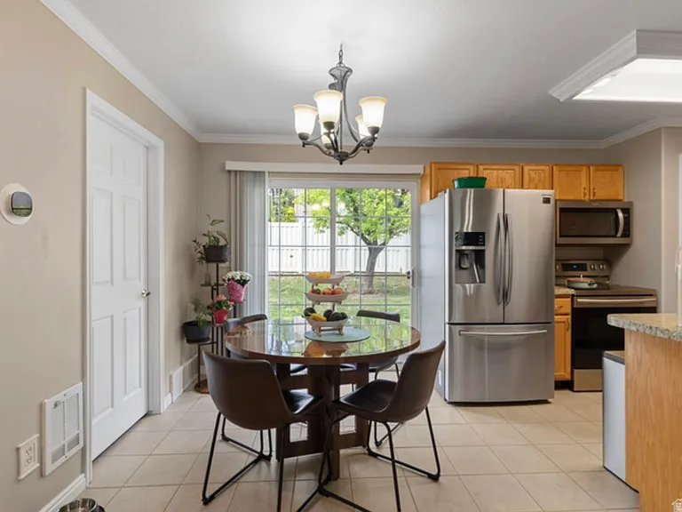 1546 W Compass Point Ln #2B — Photo 5