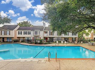 13374 Trail Hollow Dr #3374, Houston, TX 77079