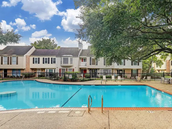 13374 Trail Hollow Dr #3374, Houston, TX 77079