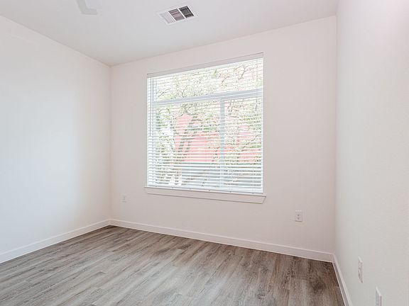 4th image of 13130 Pond Springs Rd #2202
