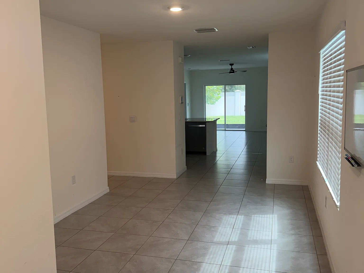 3 bed, 2000 sqft, $2,250 — Photo 4