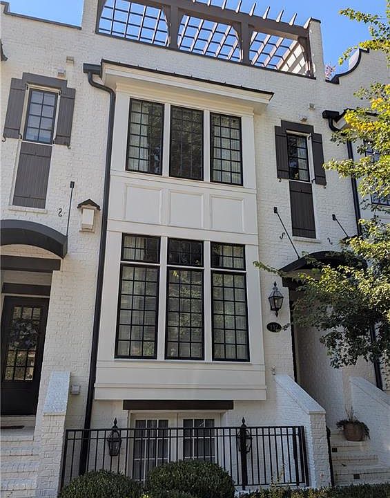 1st image of 132 Northern Ave