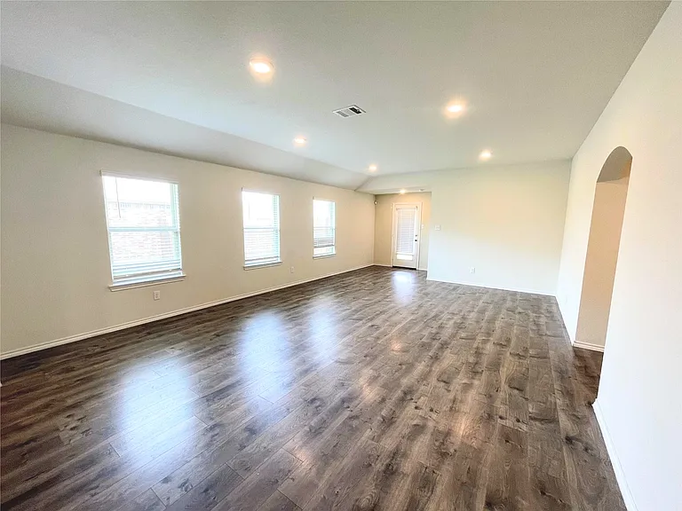 808 Community Way — Photo 9