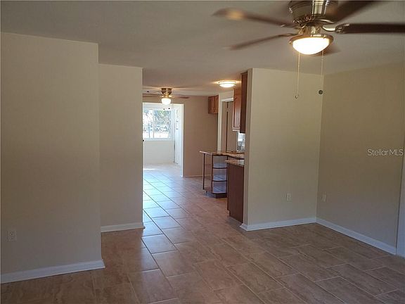 5th image of 7842 W Miss Maggie Dr