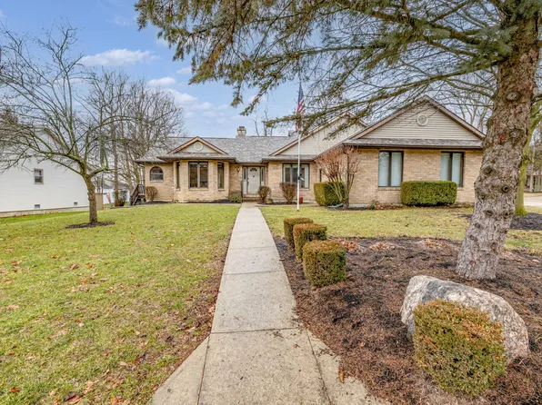 209 E Glen Dr, Bellefontaine, OH 43311