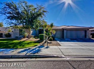 25829 N Fernbush Dr, Phoenix, AZ 85083