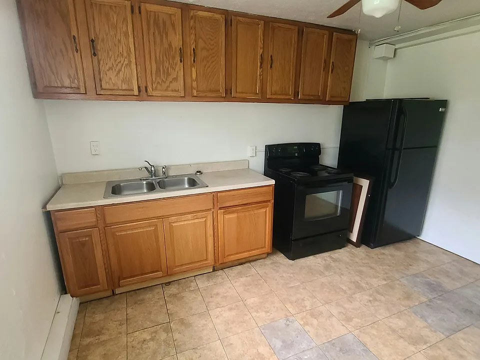 4467 Lee Rd #104