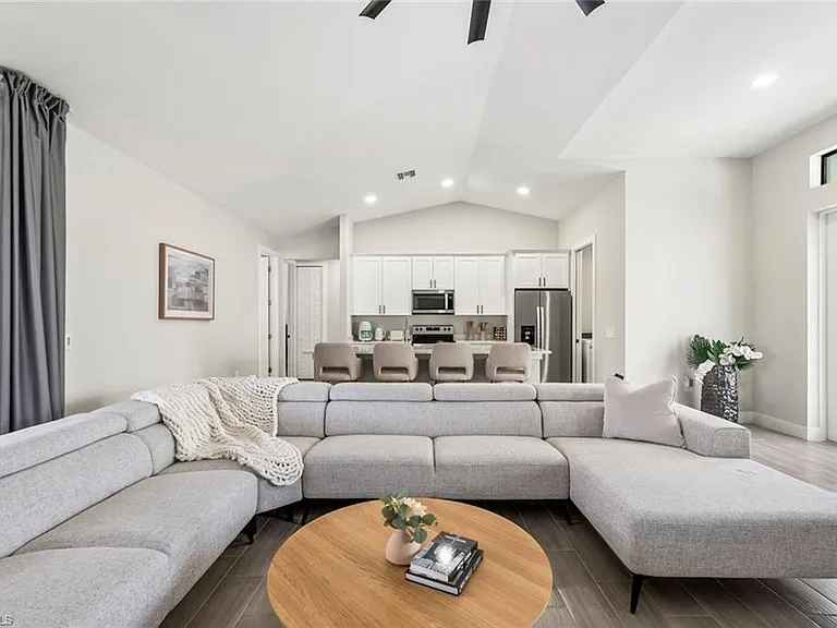 4600 Key Largo Ln — Photo 10