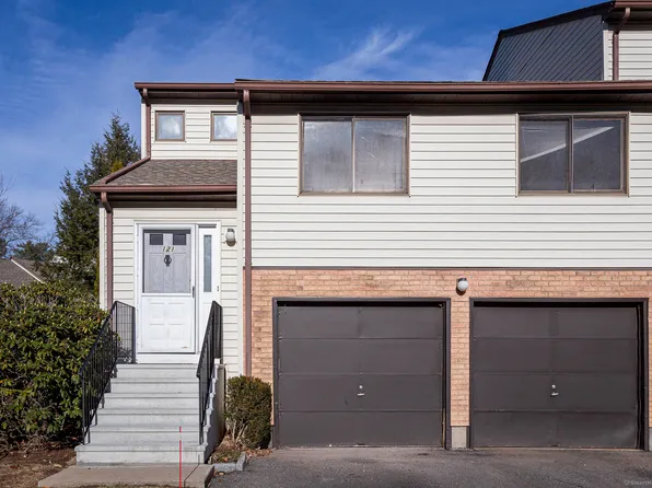 12 Oak Forest Drive #1, Manchester, CT 06042