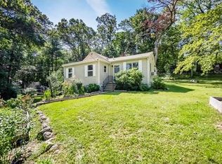 10 Avila Rd, Billerica, MA 01821