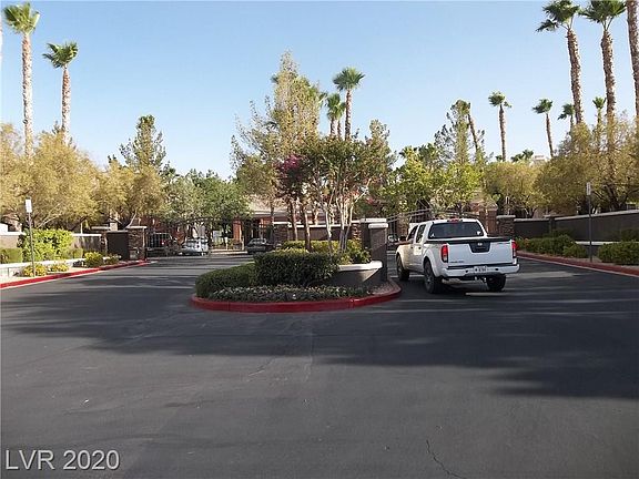 3rd image of 7709 Himalayas Ave Unit 204
