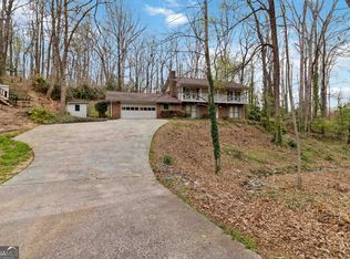 810 Oakstone Trl, Roswell, GA 30075