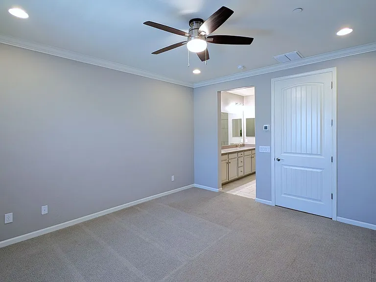 2477 W Market Pl #11 — Photo 19