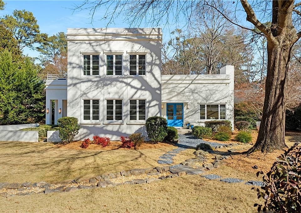 1st image of 860 Cardova Dr NE