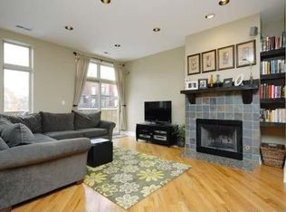 2124 W Division St APT 2, Chicago, IL 60622