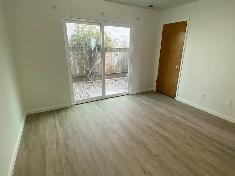 1220 Pacific Blvd #B — Photo 11
