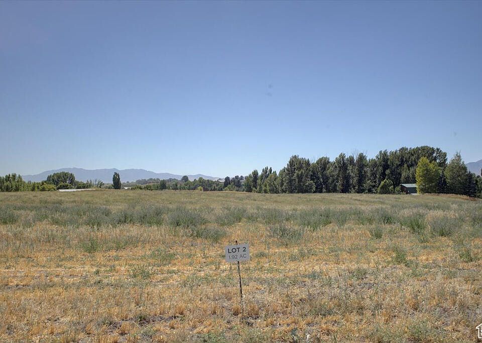 2nd image of 12489 N 525 E
