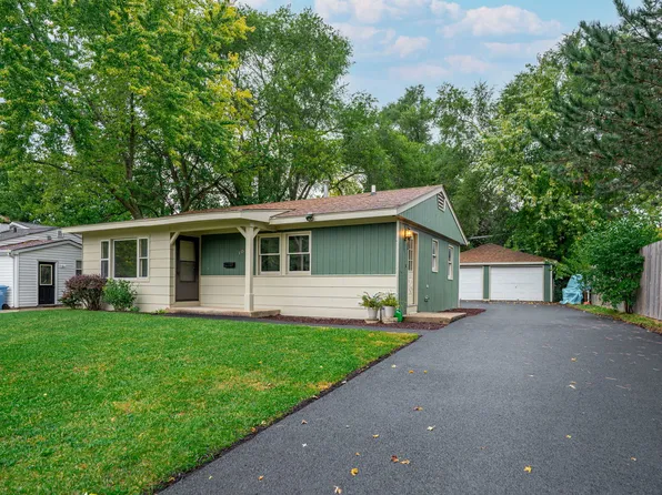103 Hickory Dr, Carpentersville, IL 60110