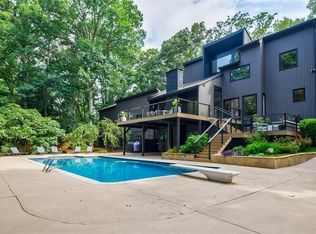 1510 Chevron Dr, Sandy Springs, GA 30350