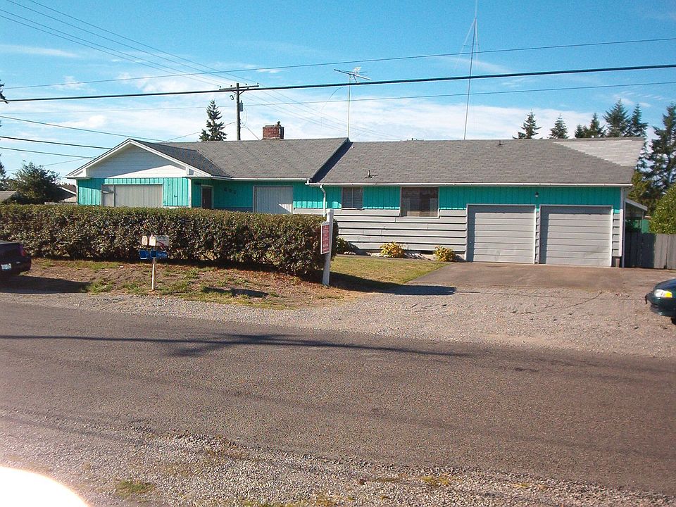 1600  Square foot home in pleasant neighborhood