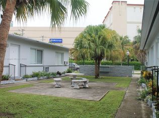 2499 SW 27th St APT 6, Miami, FL 33133