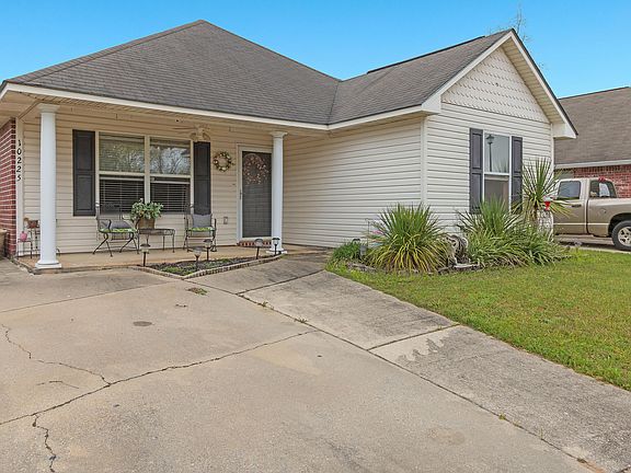 2nd image of 10225 Cottage Ct