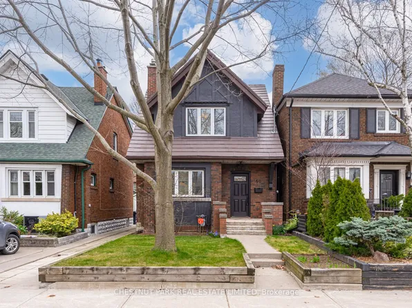 59 Chilton Rd, Toronto, ON M4J 3C7
