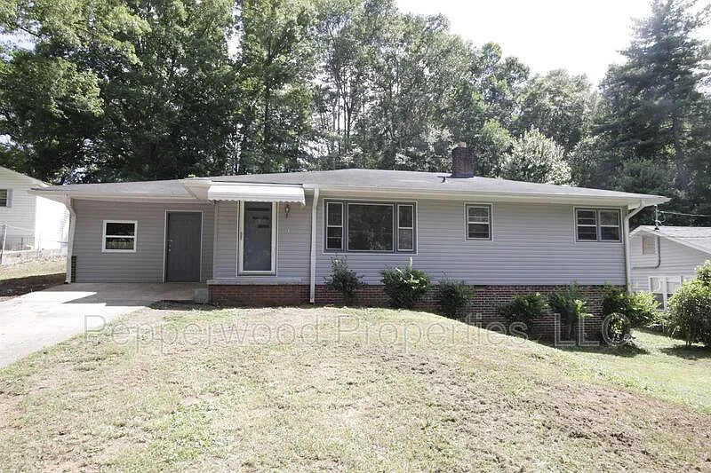 643 Greenhill Rd