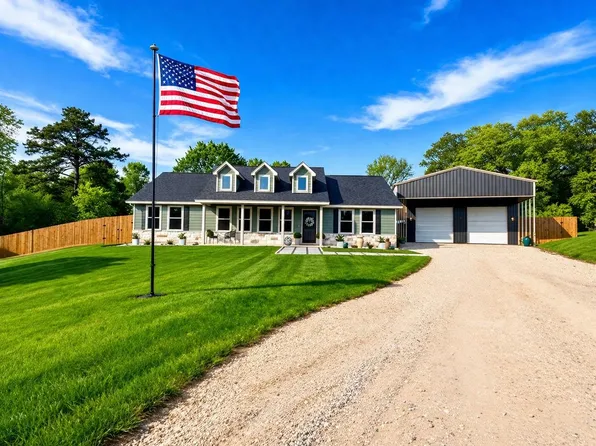 186 Ricky Rd, Livingston, TX 77351