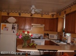 218 Birchwood Dr, East Stroudsburg, PA 18302