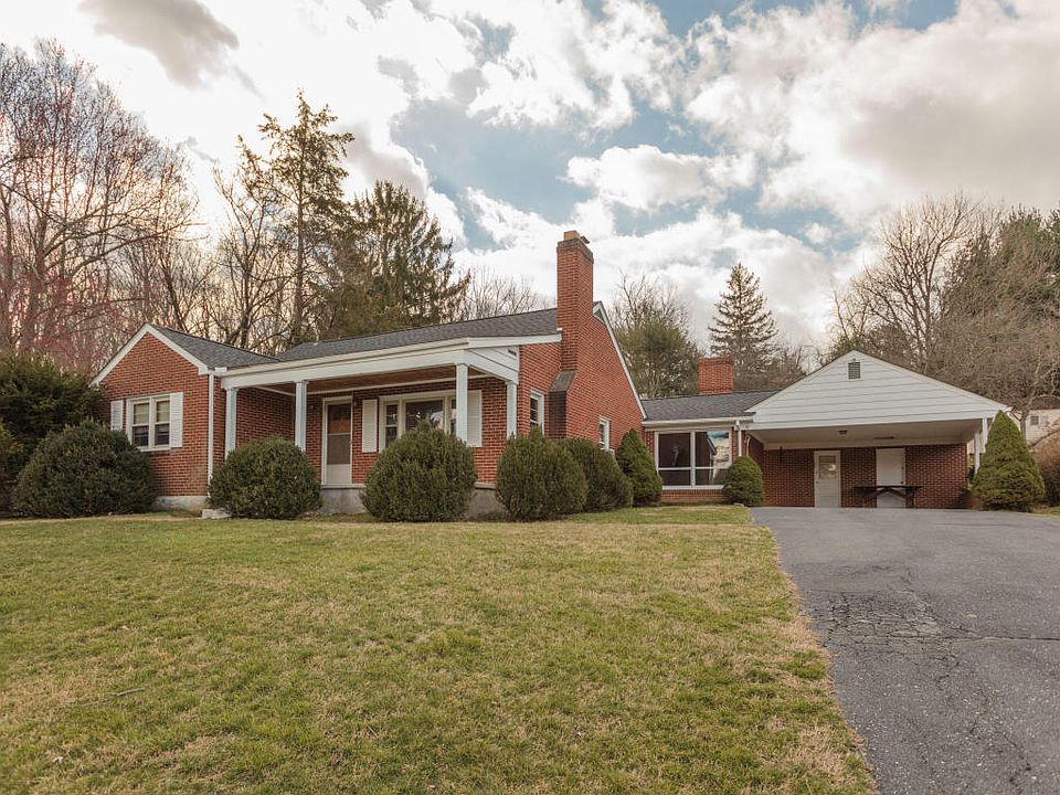 1st image of 32 Sweet Magnolia Ln