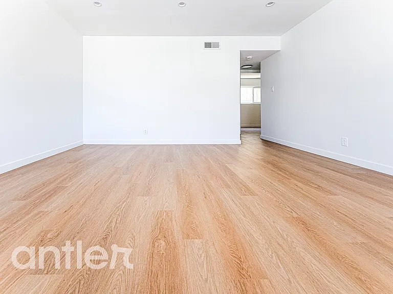 2400 Marshallfield Ln #IA — Photo 20
