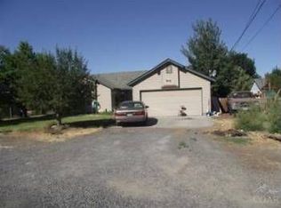 3145 SW 25th St, Redmond, OR 97756