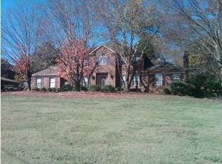 10209 El Pinar Dr, Knoxville, TN 37922
