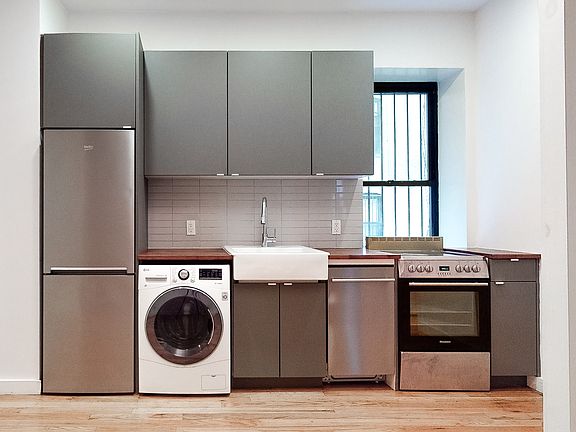 5th image of 615 W 136th St APT 11