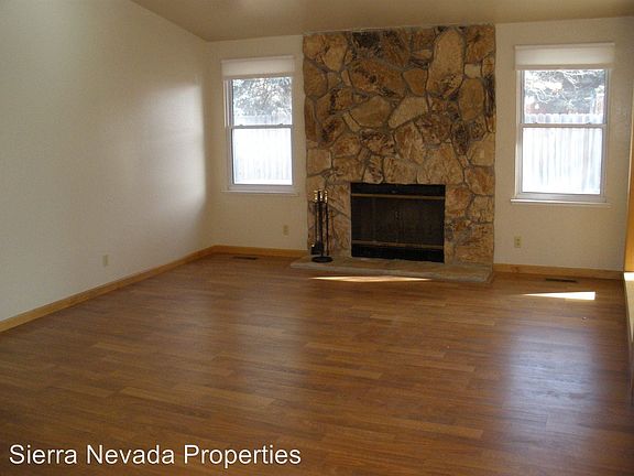 2nd image of 3512 Longridge Dr
