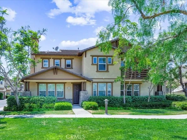 3215 Columbus Grove Dr, Tustin, CA 92782