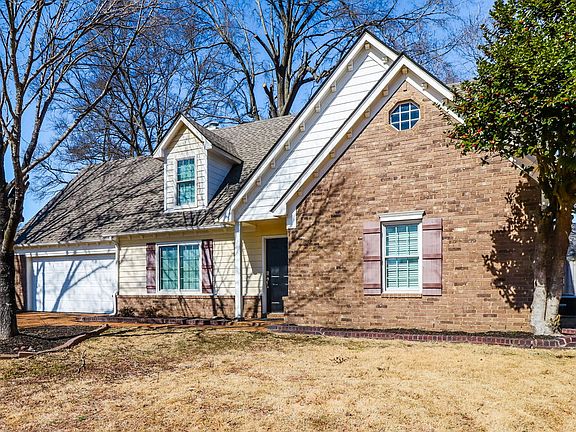 4th image of 8020 Sandywood Ln