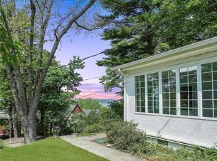 130 Bellair Dr, Dobbs Ferry, NY 10522